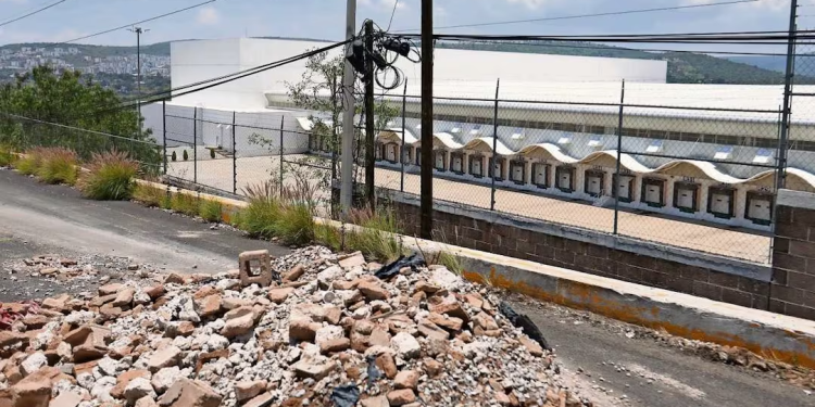 Asciende a 17 mil 635 mdp el costo de la desolada Megafarmacia; debe ser auditada, señalan analistas