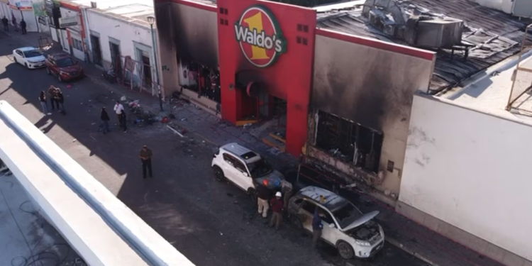 No Hay Ninguna Persona en Prisión por el Incendio de Waldo’s en Hermosillo