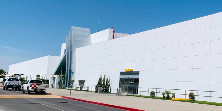 Cancelan Vuelos en Aeropuerto de Hermosillo por Huracán Polo en Sonora