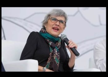 Blanche Petrich, víctima de infame ultraje en un aeropuerto de Honduras
