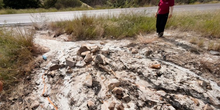 Profepa ordena medidas urgentes e inicia procedimiento administrativo tras derrame en la carretera Ímuris-Cananea