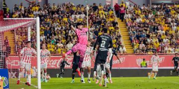 Henry Martín brilla con un triplete en la victoria del América sobre Necaxa en la Liga MX