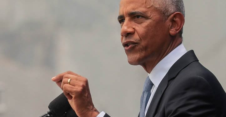 Obama alerta sobre el peligro de la IA y pide a los demócratas que sea tema central en las campañas