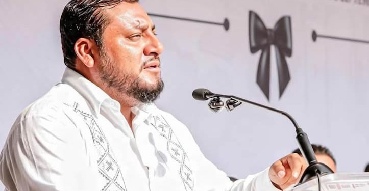 Detienen por delitos contra la seguridad y extorsión al alcalde de Juchitán de Zaragoza: UIF bloquea sus cuentas