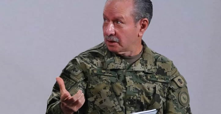 Ojeda Durán reporta ingresos superiores a 2 millones de pesos; funge como asesor en la Marina