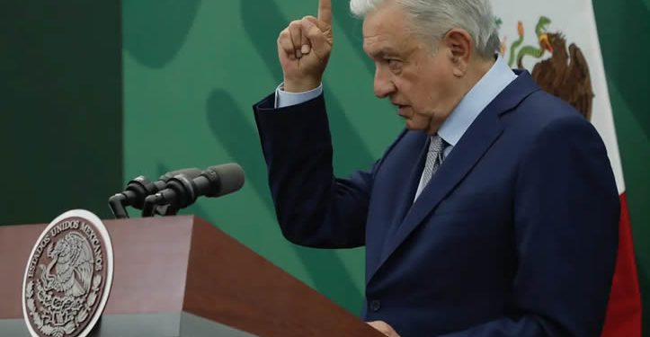 Corte Penal Internacional tiene elementos para investigar a AMLO por crímenes de lesa humanidad