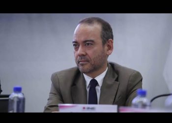 Roberto Félix es designado secretario ejecutivo provisional del INE tras renuncia de Espino