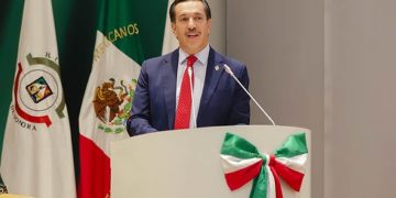 Propone diputado David Figueroa restringir el uso de celulares en escuelas de Sonora