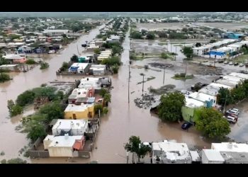Lluvia inunda viviendas en colonias de Empalme tras copiosa lluvia de hasta 164 milímetros