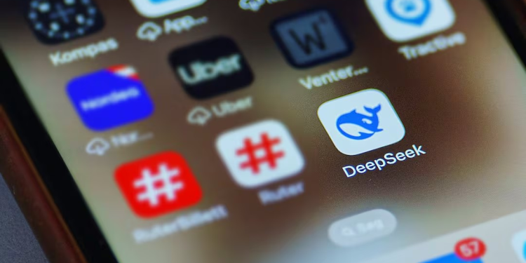 China pide construir “barrera de seguridad” para la IA; advierte sobre los riesgos de la tecnología