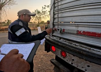 Inspecciona Agricultura más de 80 mil cargamentos y 5 millones de cabezas de ganado contra el GBG