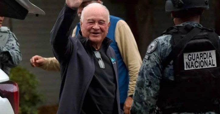 Llega Ruffo Appel a Ensenada donde permanecerá en prisión domiciliaria