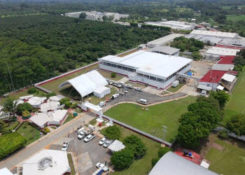 Pobladores liberan la planta productora de mosca estéril en Chiapas tras cuatro días de protesta por fetidez