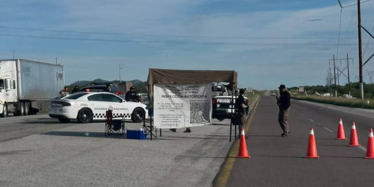 Sonora refuerza vigilancia en Carretera Federal México 15; buscan evitar falsos retenes