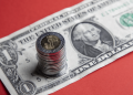 La paridad peso dólar presenta una corrección frente al entorno internacional restrictivo