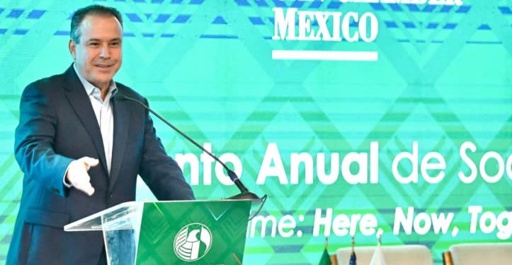 Destaca Toño Astiazarán liderazgo económico de Hermosillo en el encuentro de Amcham