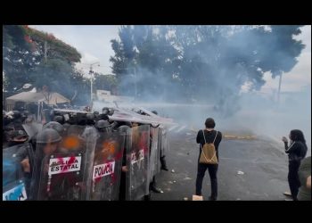 Protestas por el agua contaminada en Guadalajara dejan 39 personas detenidas