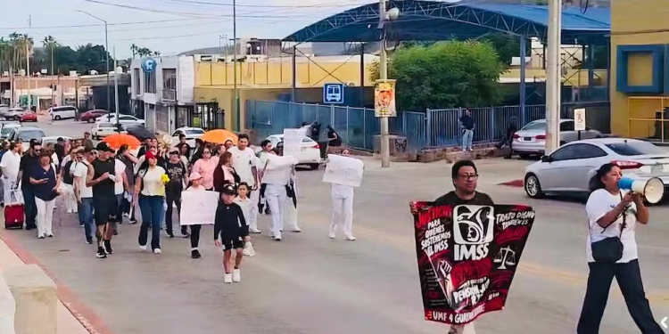 Trabajadores del IMSS realizan nueva jornada de protestas en varios estados del país; rechazan aumento salarial del 8%