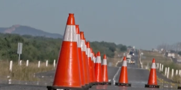 Autobús se Accidenta y Cae a Enjambre de Abejas en Carretera Altar-Santa Ana