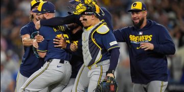 Dodgers, con la nómina más alta de MLB, quedan fuera de la Serie Mundial tras caer ante Milwaukee
