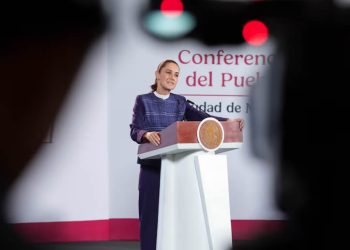 Claudia Sheinbaum admite problemas en el IMSS y reconoce demandas “legítimas” del personal: desabasto y falta de prestaciones