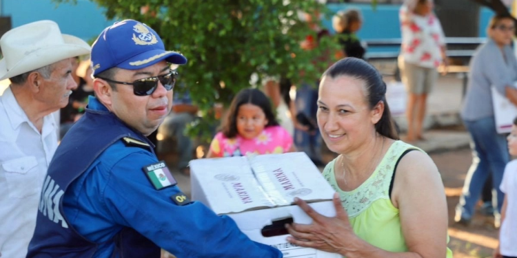 Entregan ayuda a familias afectadas por huracán ‘Polo’ en Sonora