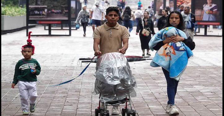 La fecundidad en México muestra la nueva realidad de las mujeres: menos hijos y más educación