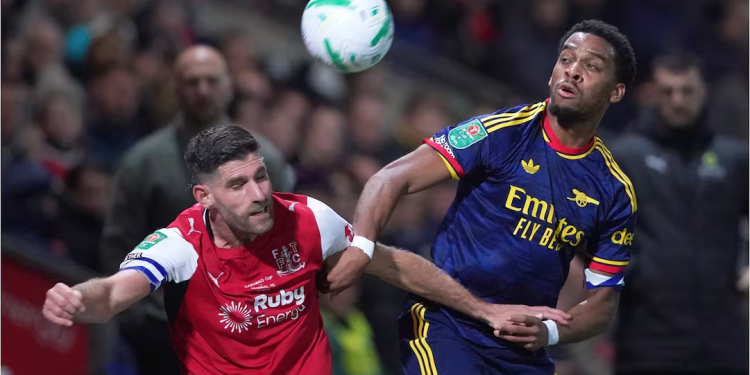 Arsenal cae ante Fleetwood Town; queda eliminado de la Copa de la Liga inglesa en penales