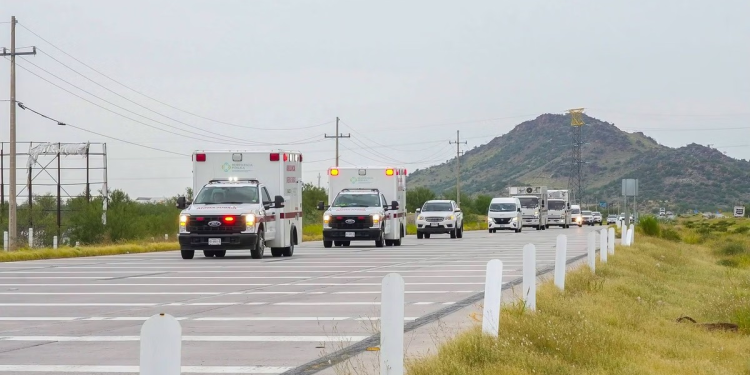 Dramático rescate en Sonora: Evacúan a mujer en trabajo de parto durante el huracán Polo