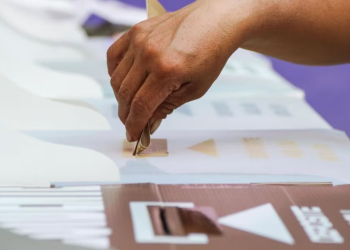 Elecciones 2027: INE permitirá votar desde casa a personas con discapacidad y sus cuidadores; interesados deben pedir incorporación