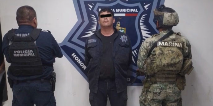 Policía de Bácum es Detenido por Presuntamente Golpear a Oficiales en Cajeme