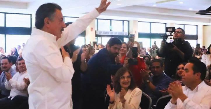 Llama Lamarque a “cerrar filas” en Morena