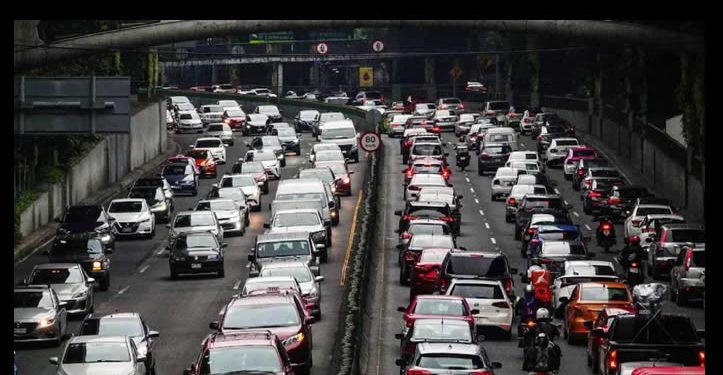 Crisis de movilidad en México: IMCO revela que el tráfico le cuesta más de 200 mil millones de pesos al año a la población