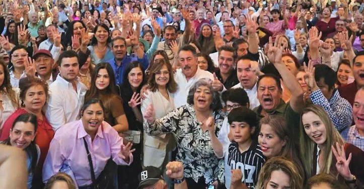 Llama Patricia Patiño a la unidad y a la madurez política durante Asamblea Informativa en La Cascada