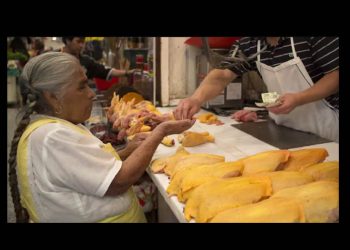 Gobierno garantiza el abasto de pollo y descarta alza de precios tras freno a importaciones desde Brasil