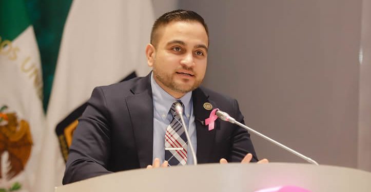 Llama diputado René García al Ayuntamiento de Hermosillo a regularizar terrenos en colonia Guayacán