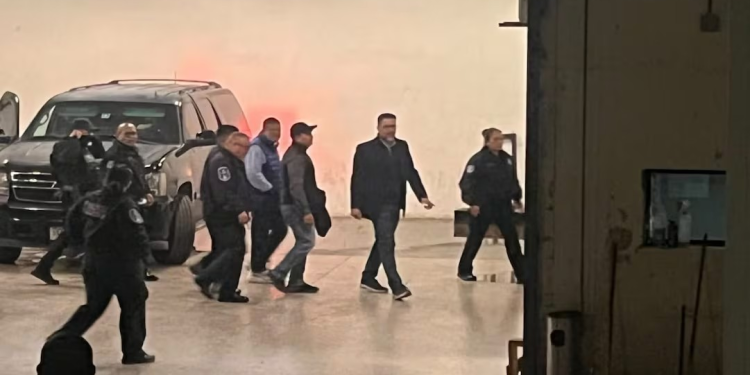 FGR detiene a exfiscal César Jáuregui, tras obtener su libertad en Chihuahua; ingresa a El Altiplano