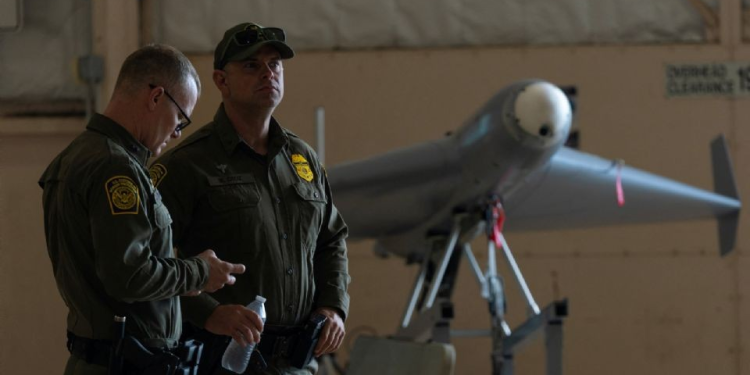 Drones de los cárteles en la frontera entre México y EU no se comparan con los usados en Ucrania: Reuters