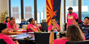 Maricopa, el condado donde latinos definirán el control de Washington